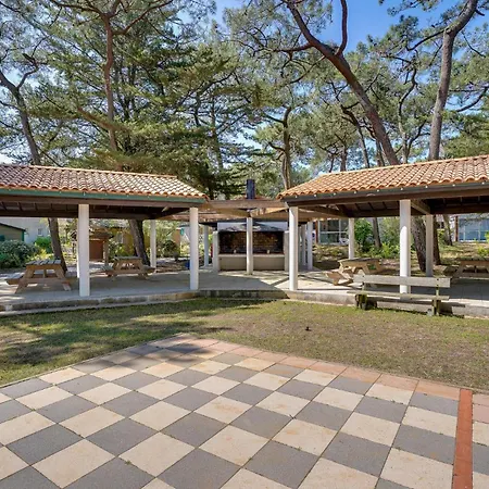 Awesome In * La Faute-sur-Mer