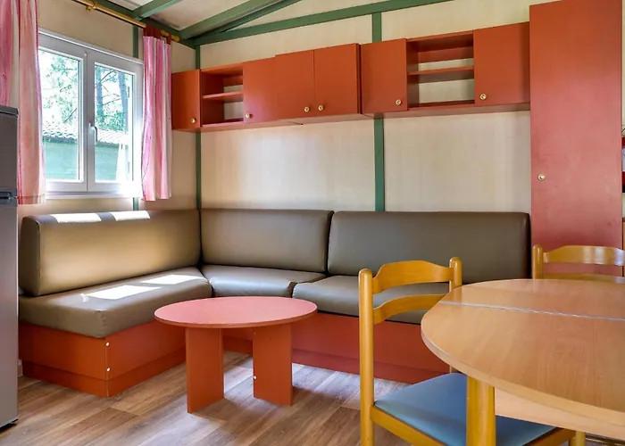 Awesome In * La Faute-sur-Mer